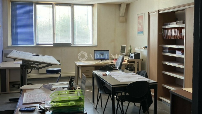 Vente Investisseur Activités Entrepôts BOURGES (18000) - Photo 1