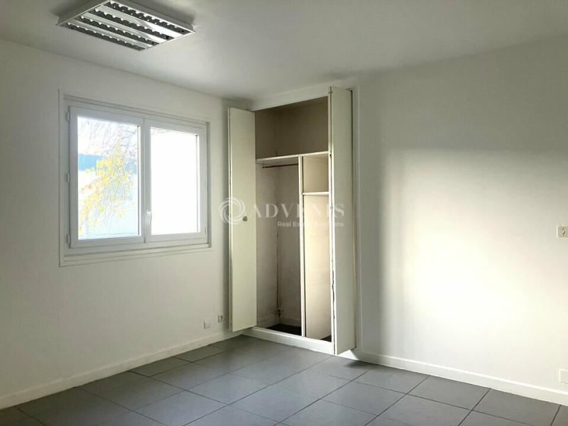 Location Bureaux BOURGES (18000) - Photo 3