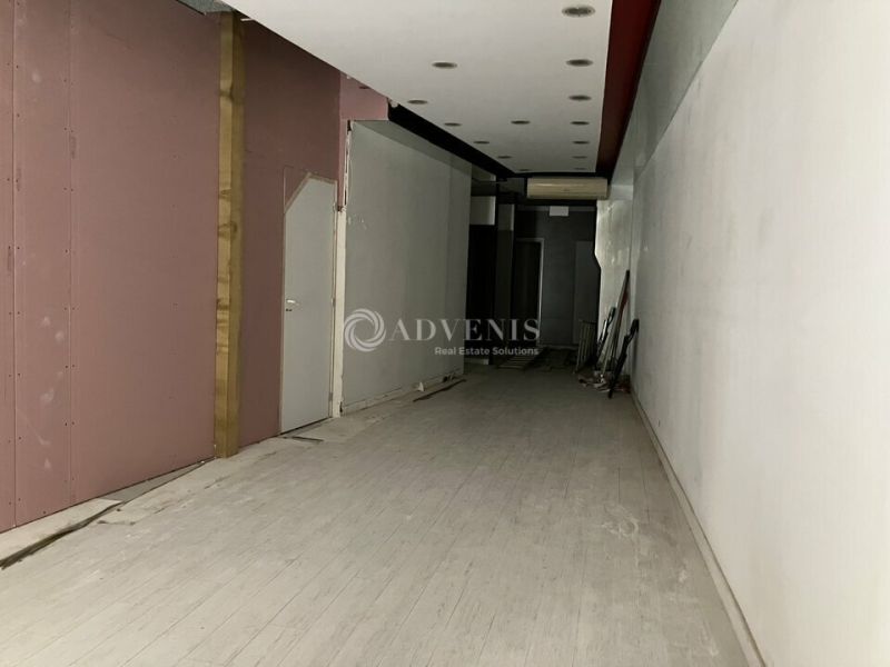 Location Commerces BOURGES (18000) - Photo 2