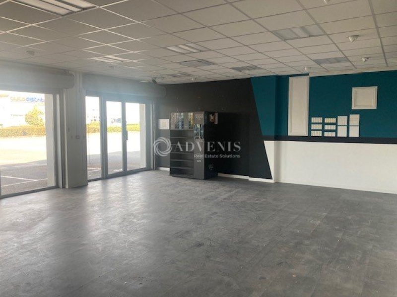 Location Commerces BOULAZAC ISLE MANOIRE (24750) - Photo 7