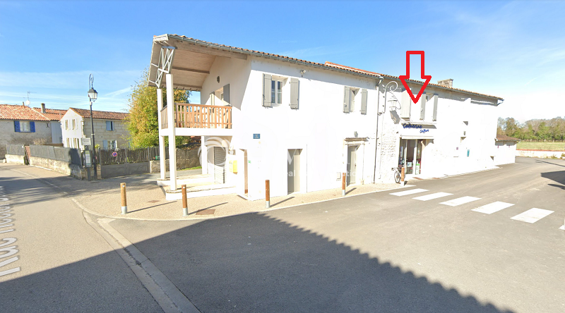 Location Commerces LES GONDS (17100) - Photo 2