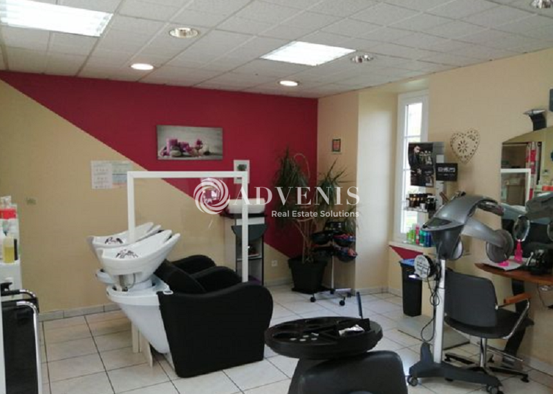 Location Commerces LES GONDS (17100) - Photo 4