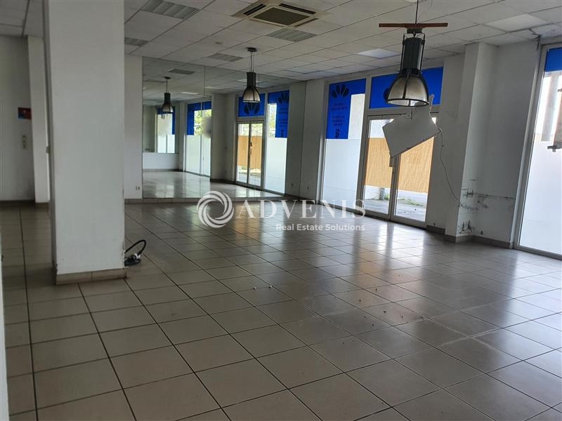 Location Commerces COULOUNIEIX CHAMIERS (24660) - Photo 2