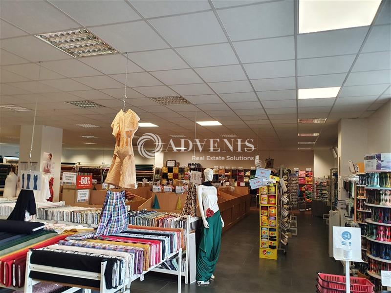 Location Commerces PERIGUEUX (24000) - Photo 1