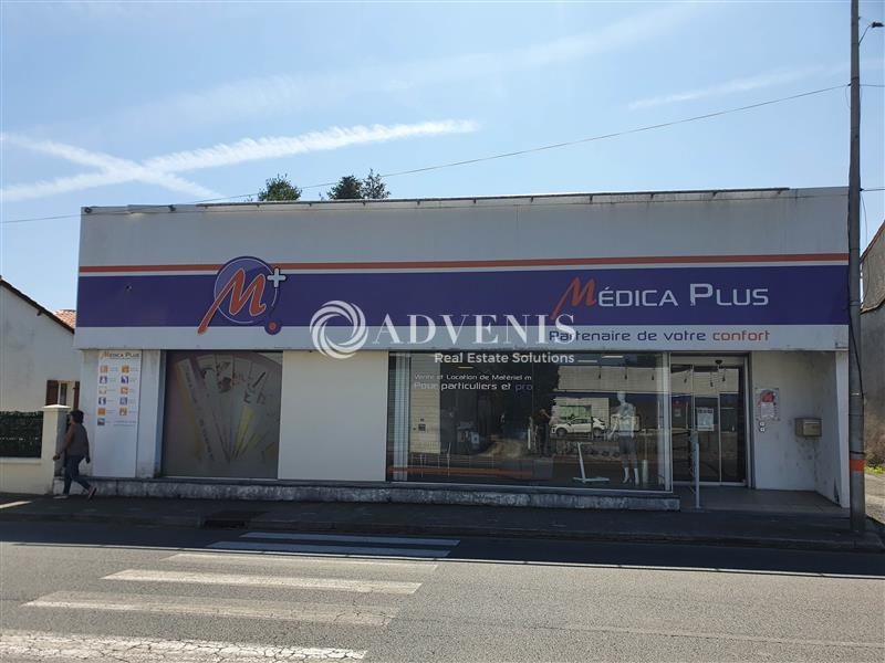 Location Commerces RIBERAC (24600) - Photo 1