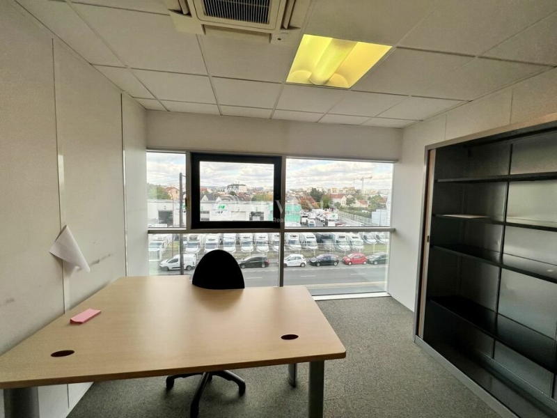 Location Bureaux BEZONS (95870) - Photo 8
