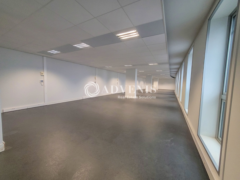 Location Bureaux ARGENTEUIL (95100) - Photo 1