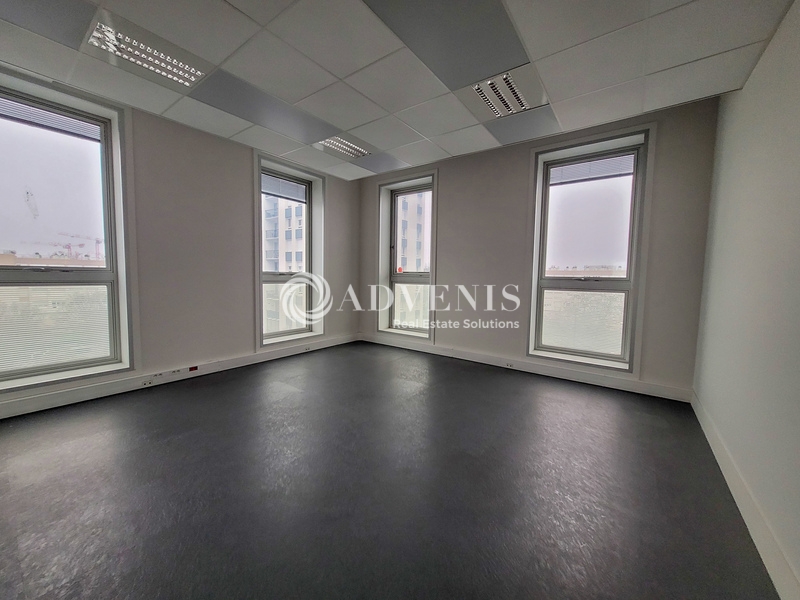 Location Bureaux ARGENTEUIL (95100) - Photo 7