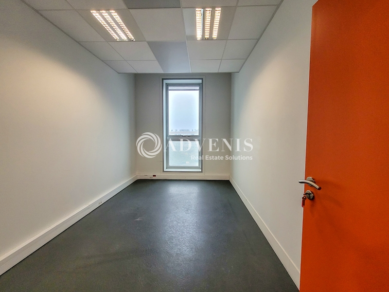 Location Bureaux ARGENTEUIL (95100) - Photo 9