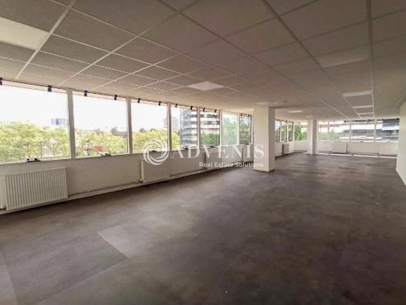 Vente Investisseur Bureaux CERGY (95000) - Photo 2