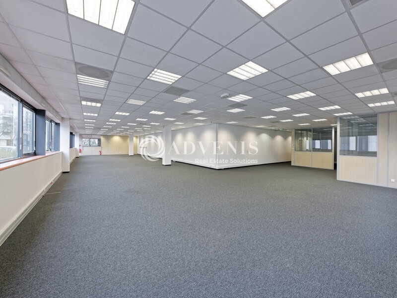 Location Bureaux CERGY (95800) - Photo 2