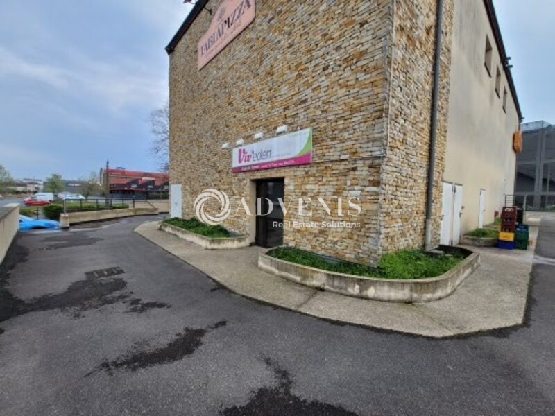 Location Commerces FRANCONVILLE (95130) - Photo 9