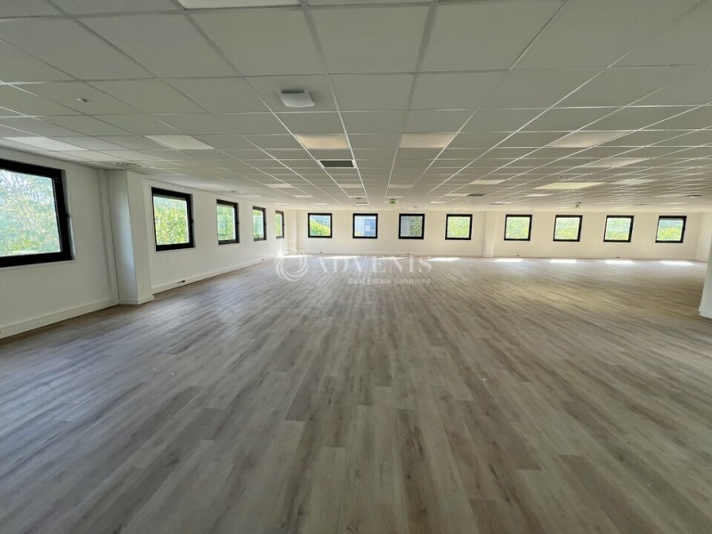 Location Bureaux CERGY (95800) - Photo 5