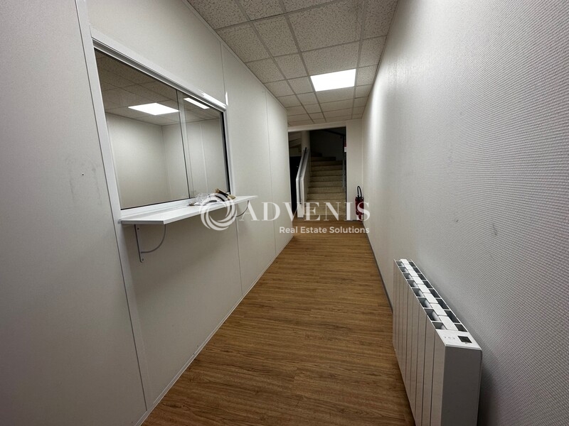 Location Activités Entrepôts HERBLAY (95220) - Photo 3