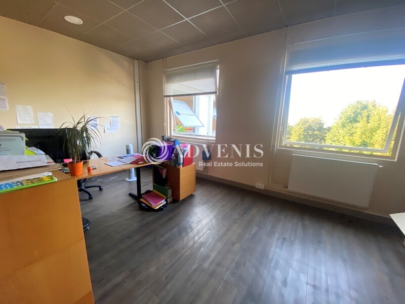 Location Activités Entrepôts OSNY (95520) - Photo 10