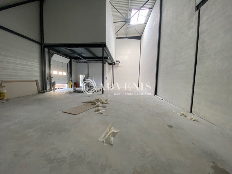 Location Activités Entrepôts PONTOISE (95000) - Photo 3