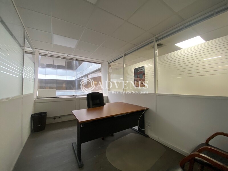 Vente Investisseur Bureaux CERGY (95000) - Photo 5