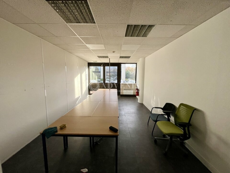 Location Bureaux ARGENTEUIL (95100) - Photo 3