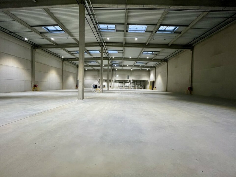 Location Entrepôts CONFLANS SAINTE HONORINE (78700) - Photo 4