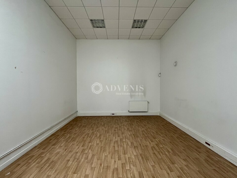 Vente Investisseur Activités Entrepôts CHANTELOUP LES VIGNES (78570) - Photo 6