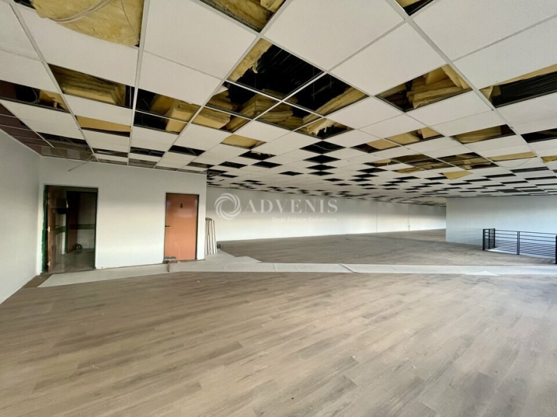 Location Activités Entrepôts TAVERNY (95150) - Photo 8