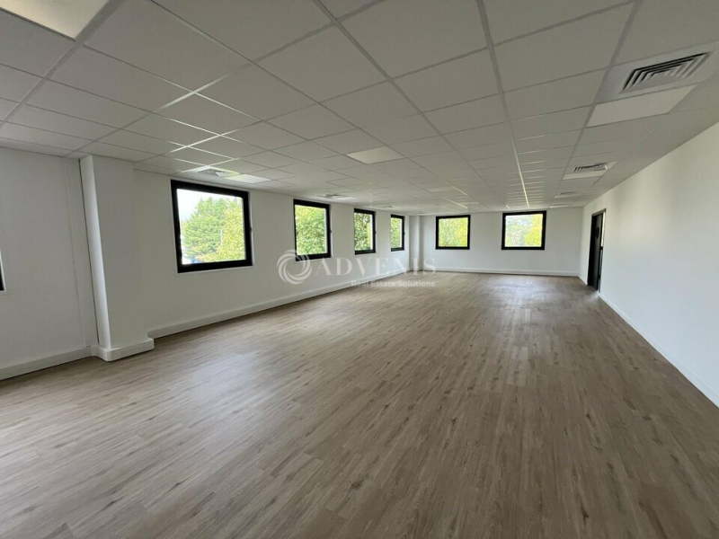 Location Activités Entrepôts LISSES (91090) - Photo 3