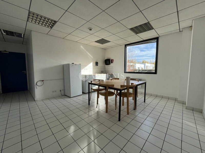 Location Activités Entrepôts LISSES (91090) - Photo 14