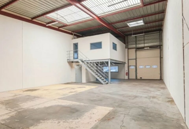 Location Activités Entrepôts LISSES (91090) - Photo 6