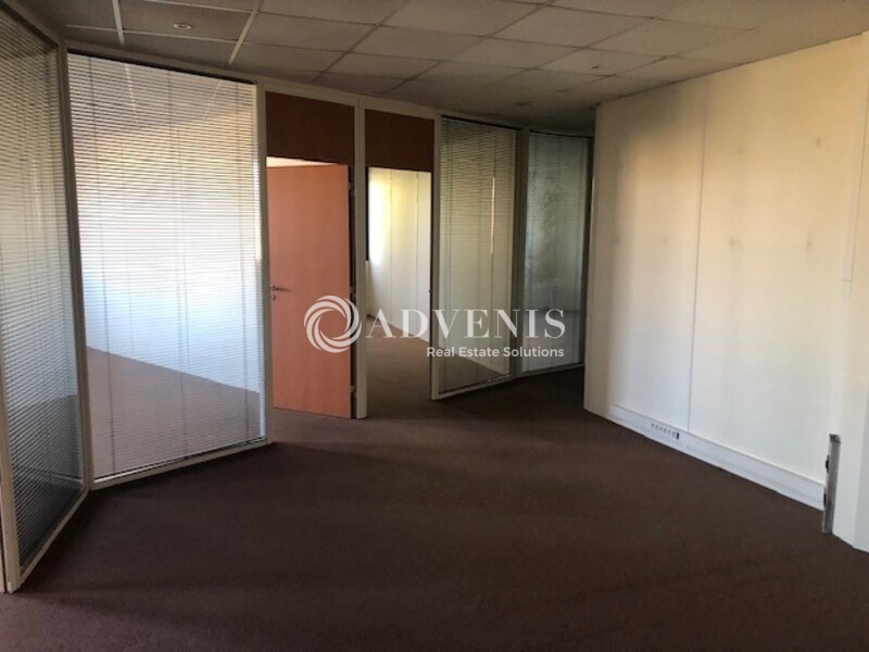 Location Bureaux SAINT AUBIN (91190) - Photo 2