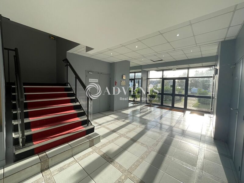 Location Bureaux VILLEBON SUR YVETTE (91140) - Photo 2