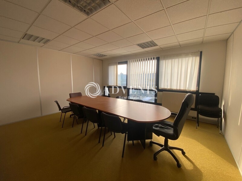 Location Bureaux VILLEJUST (91140) - Photo 5