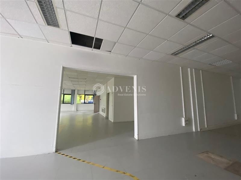 Location Activités Entrepôts SACLAY (91400) - Photo 10