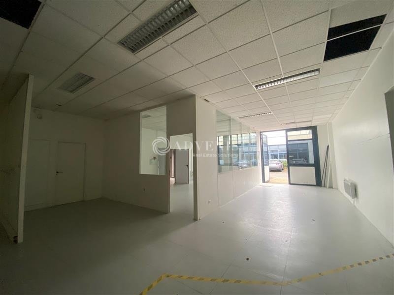 Location Activités Entrepôts SACLAY (91400) - Photo 9