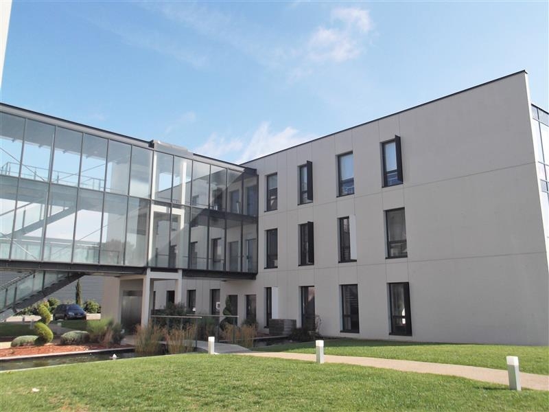 Location Bureaux SAINT PRIEST (69800) - Photo 2