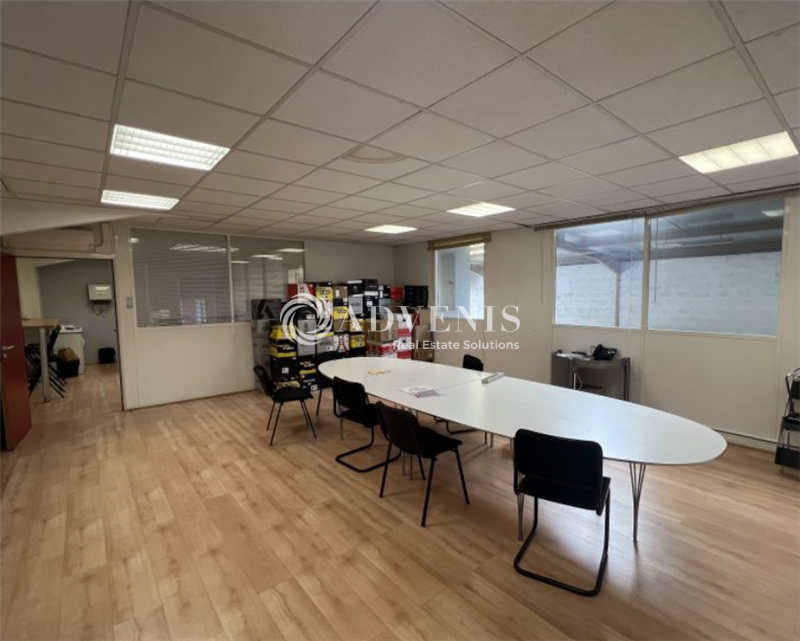 Location Bureaux et activités légères VENISSIEUX (69200) - Photo 3