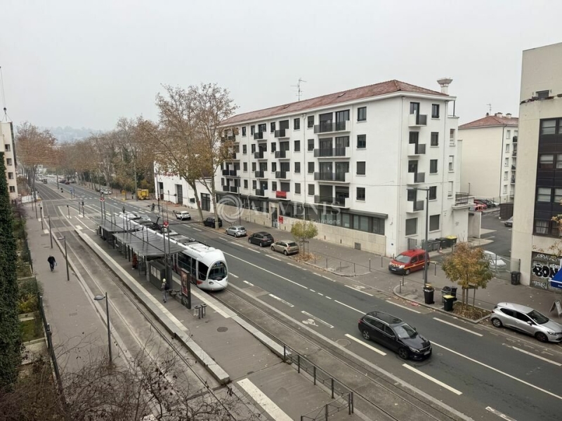 Location Bureaux LYON (69007) - Photo 10