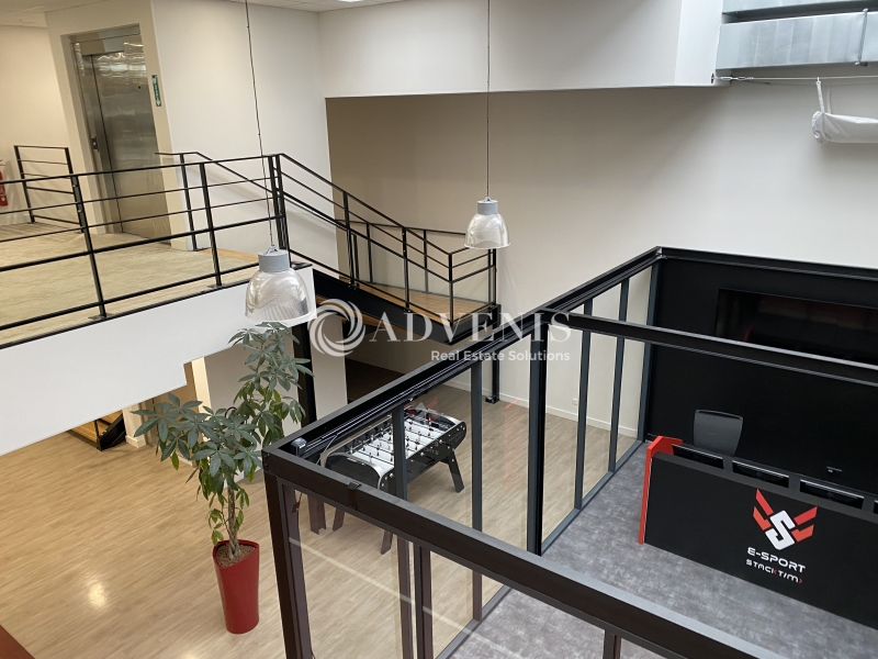 Vente Investisseur Bureaux RILLIEUX LA PAPE (69140) - Photo 9