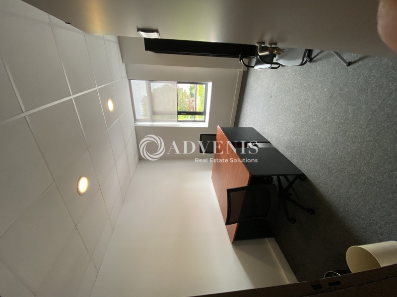 Location Bureaux DARDILLY (69570) - Photo 1