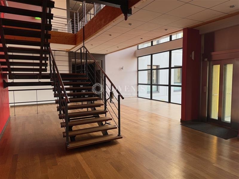 Location Bureaux SAINT PRIEST (69800) - Photo 2