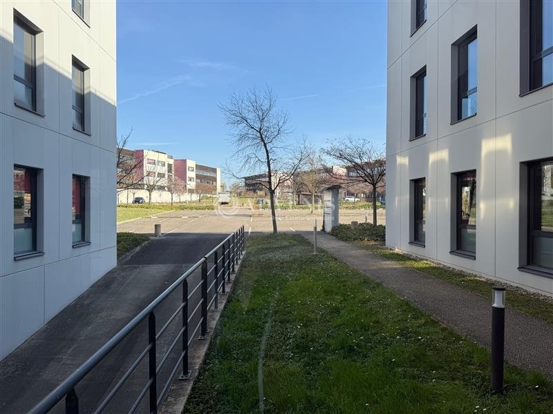 Location Bureaux SAINT PRIEST (69800) - Photo 7