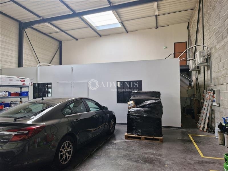 Location Activités Entrepôts VENISSIEUX (69200) - Photo 3