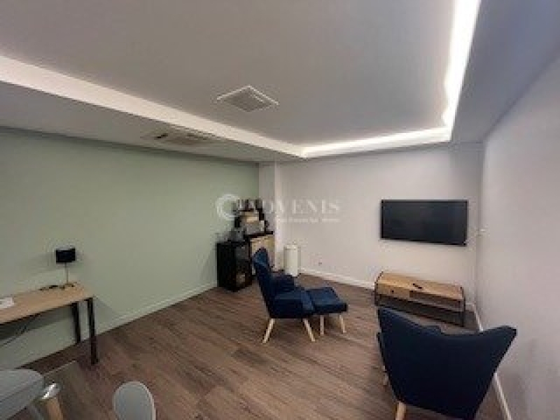 Vente Investisseur Bureaux LYON (69008) - Photo 1