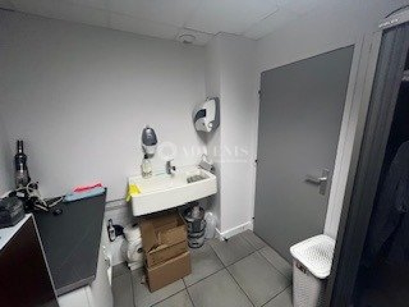 Vente Investisseur Bureaux LYON (69008) - Photo 5