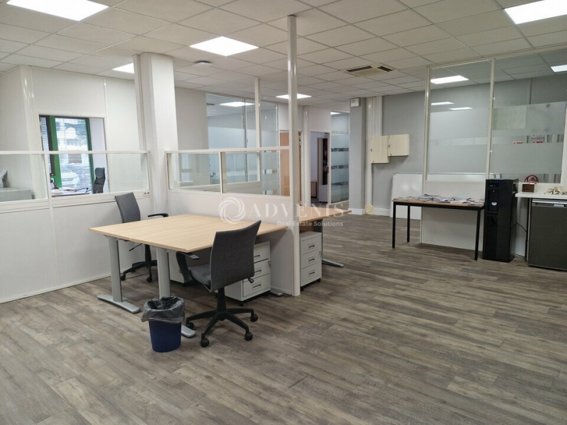 Location Bureaux BRON (69500) - Photo 6