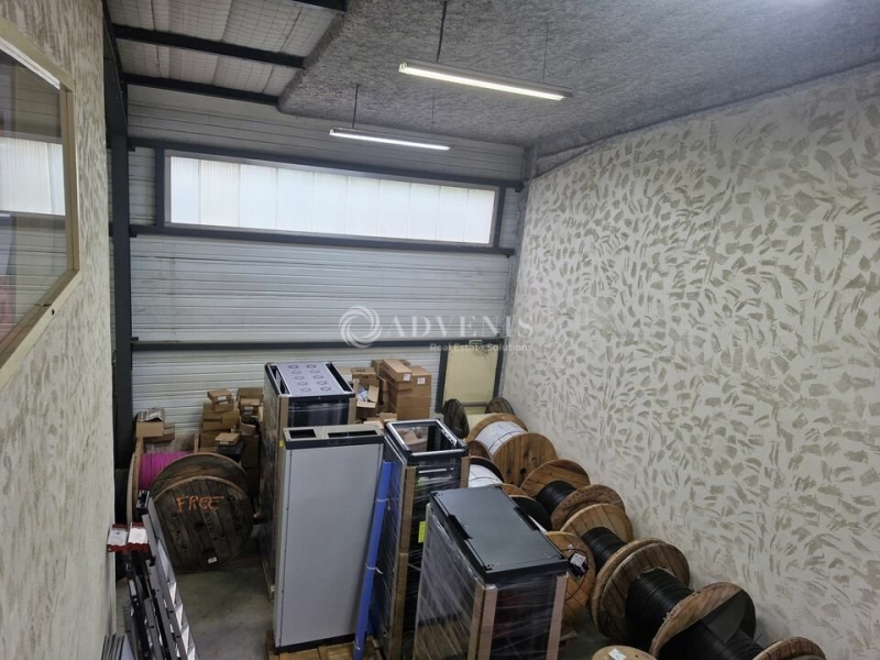 Location Activités Entrepôts CHASSIEU (69680) - Photo 3