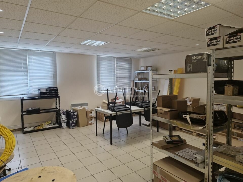 Location Activités Entrepôts CHASSIEU (69680) - Photo 6