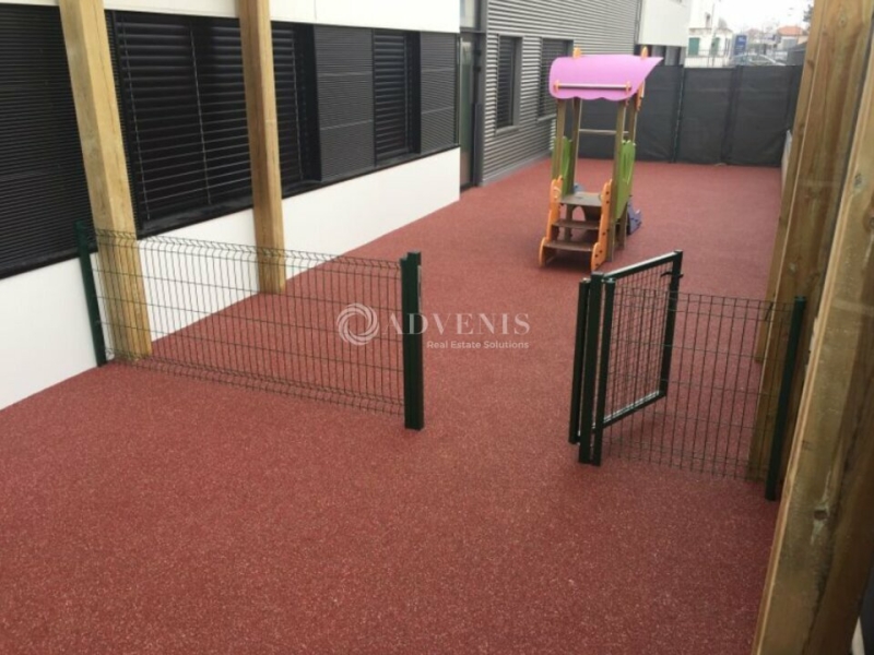 Location Commerces VAULX-EN-VELIN (69120) - Photo 10