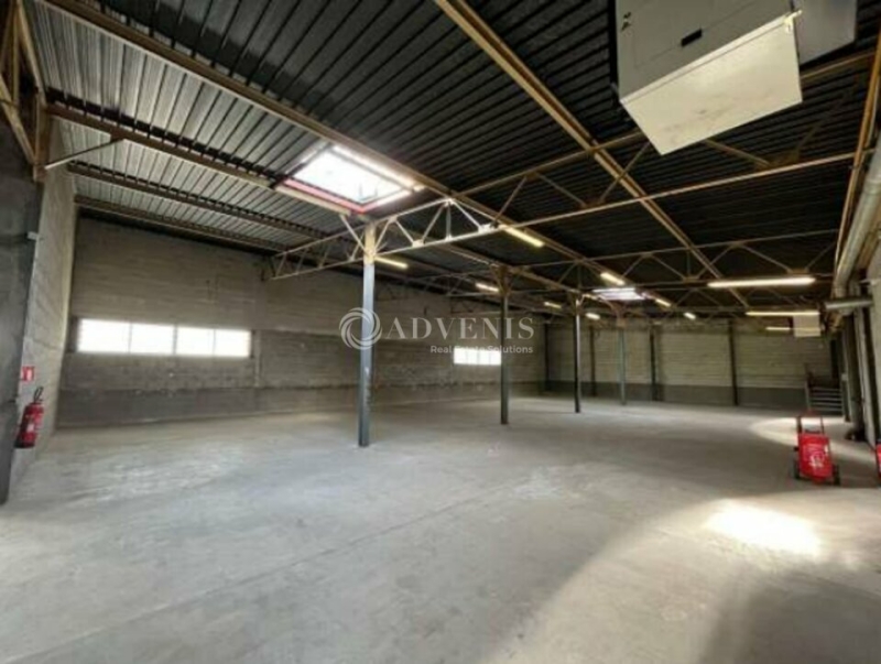 Location Activités Entrepôts VÉNISSIEUX (69200) - Photo 4