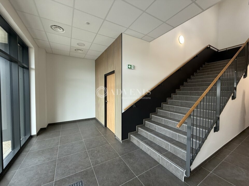 Location Activités Entrepôts SAINT-PRIEST (69800) - Photo 6