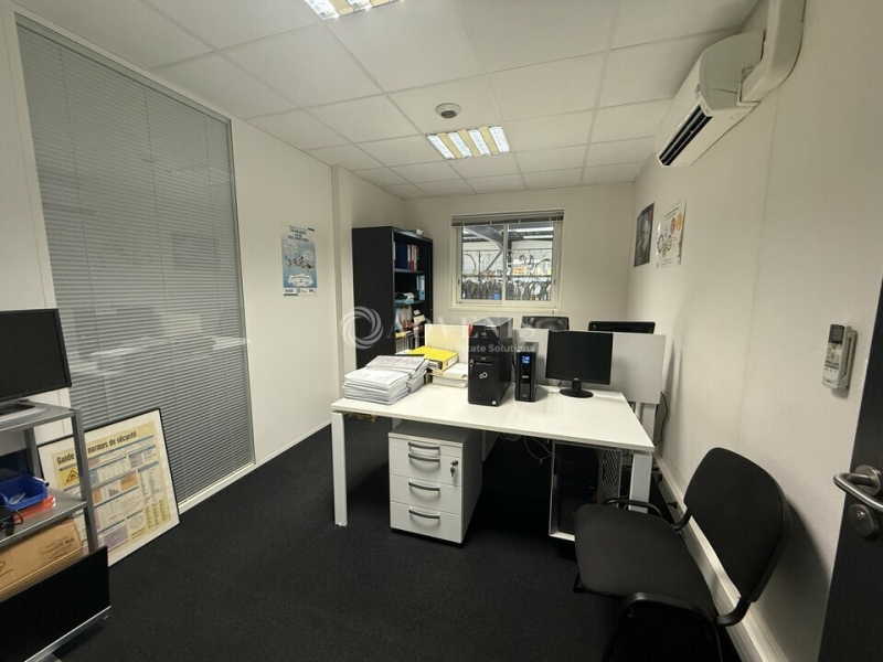 Location Activités Entrepôts VAULX-EN-VELIN (69120) - Photo 10